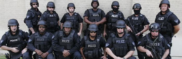 tactical officers in uniform photo